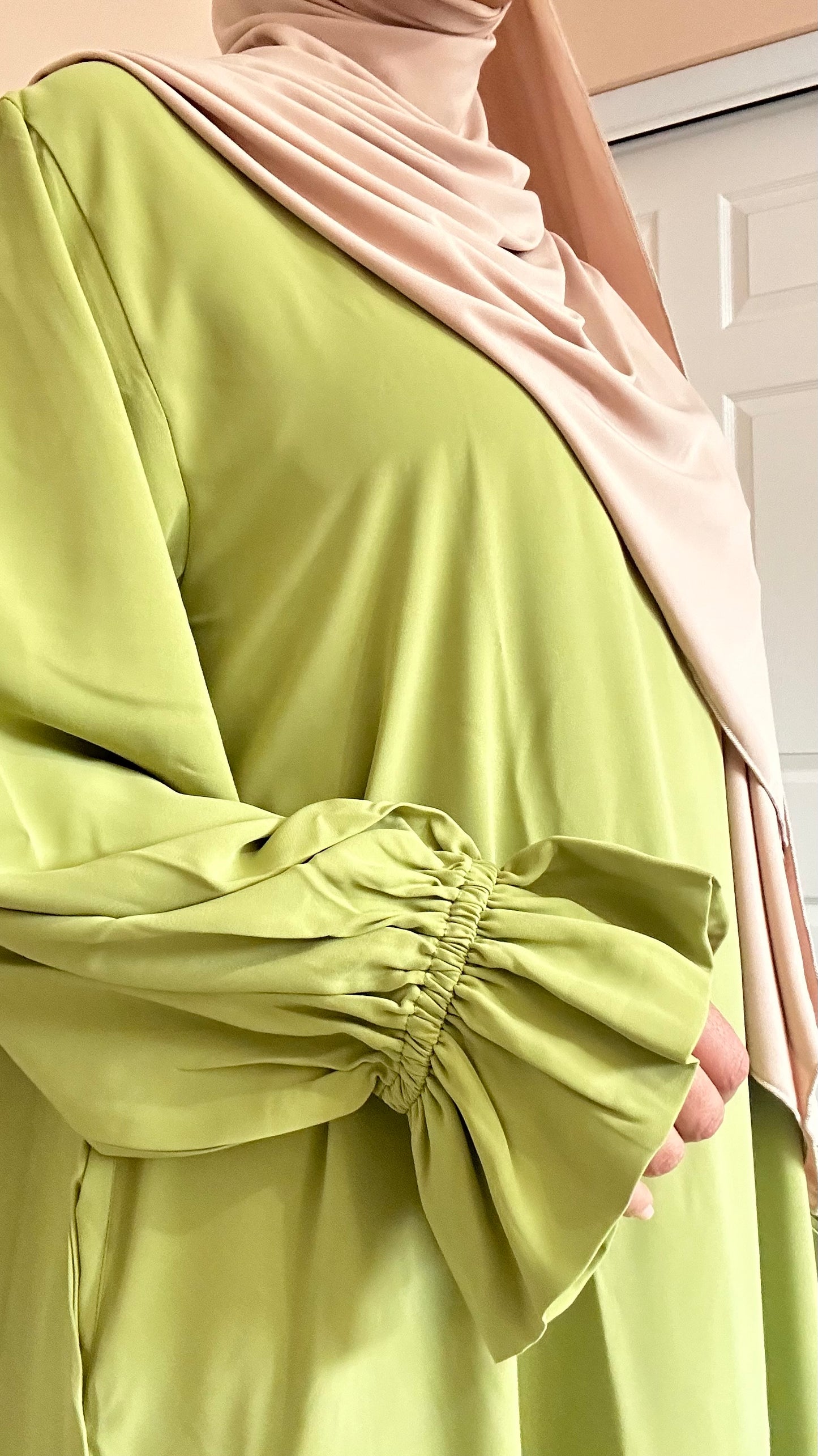 MIRA ABAYA