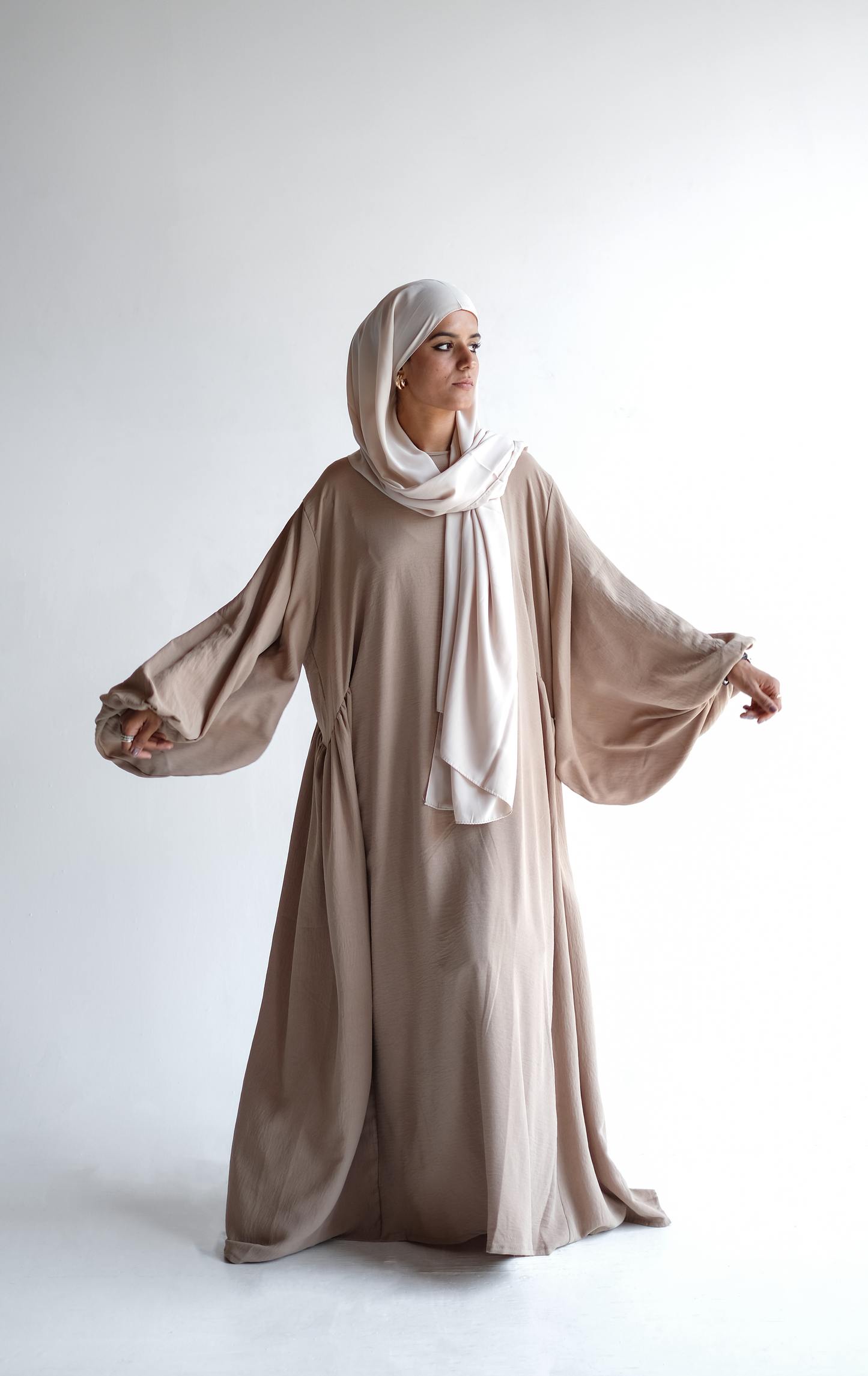 AFRAA ABAYA CAMEL