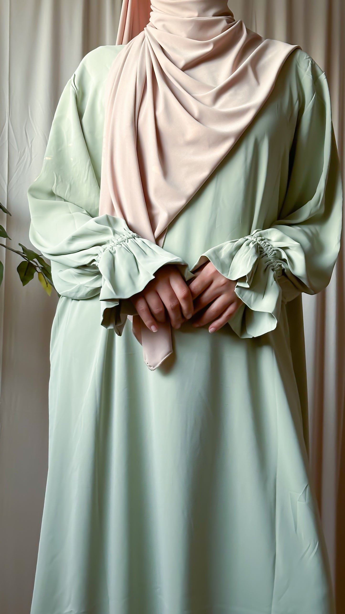 MIRA ABAYA
